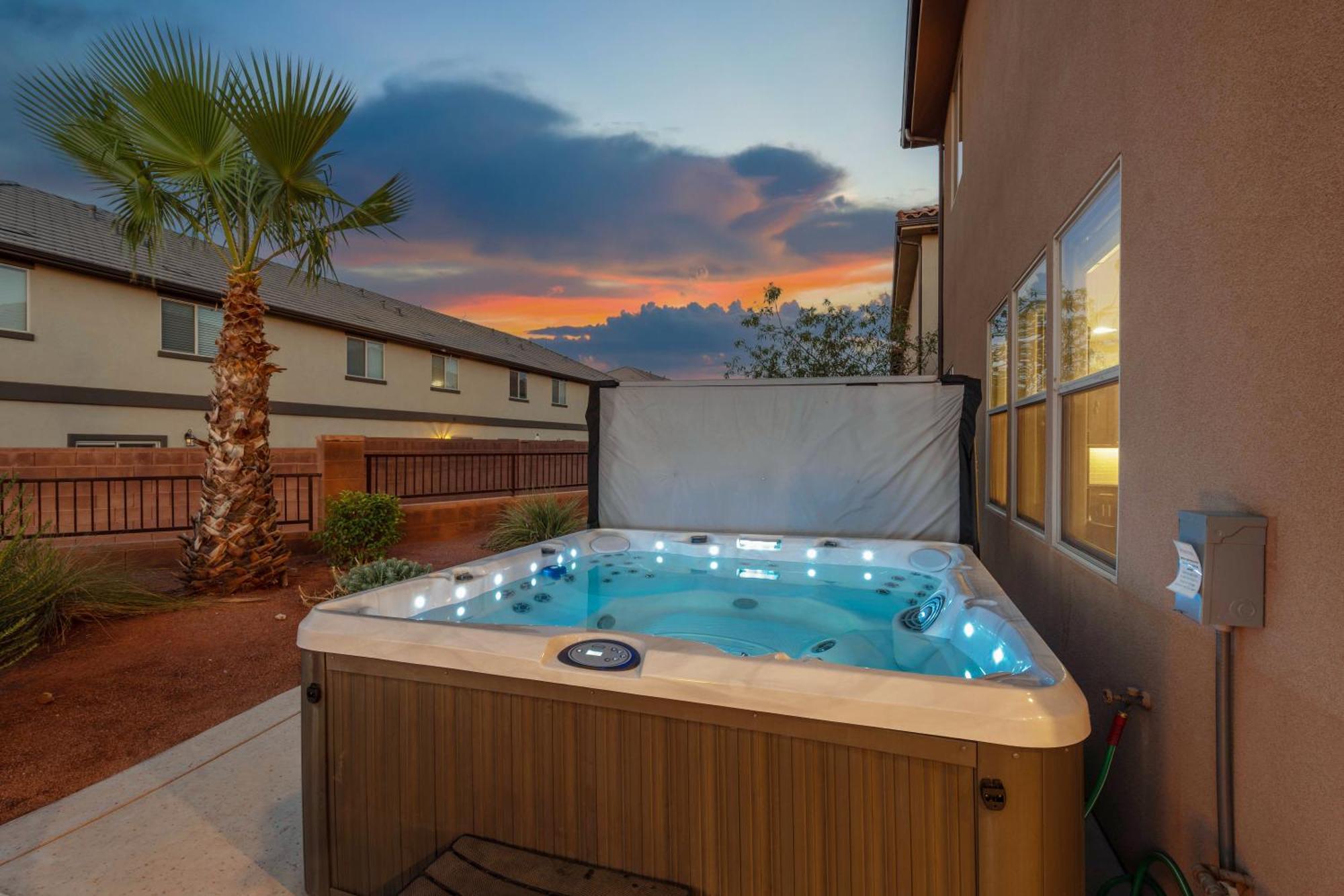 Pv 99 Private Hot Tub, Ping Pong Table, Xbox X Series And Resort Amenities Santa Clara Exterior foto